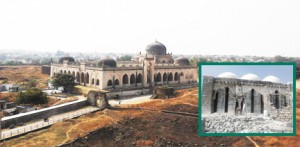 Gulbarga Monuments – Fort is now a Trash Bin of Rubble
