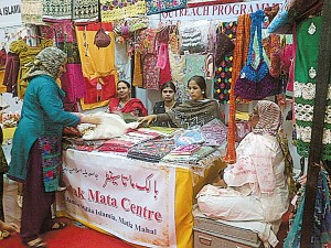 Jamia participates in “Shilpkala Utsav”:Women Artisan’s Craft Bazaar