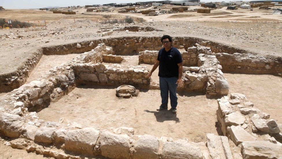 1,200-Year-Old Mosque  Discovered