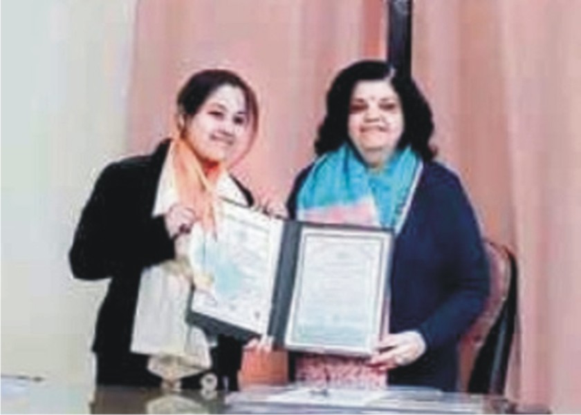 Muslim girl bags five prizes in MA Sanskrit